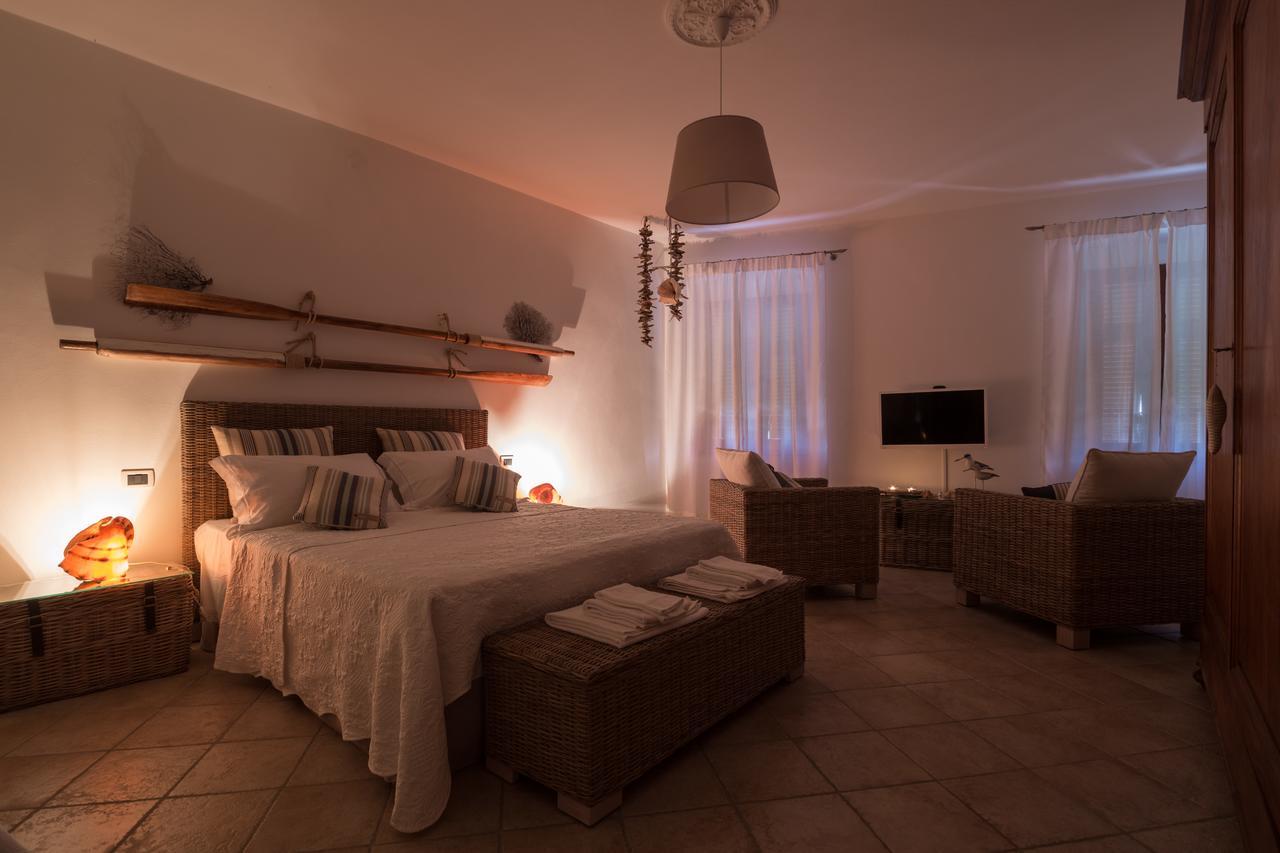 Abbaino Bed and Breakfast Massa  Esterno foto